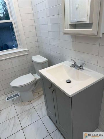 0-1072-107 Parkway Avenue, Ewing, NJ 08628