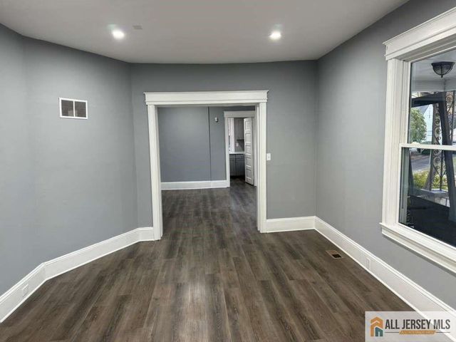 0-1072-107 Parkway Avenue, Ewing, NJ 08628