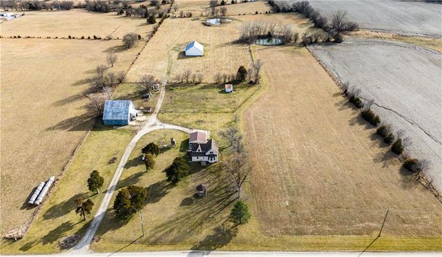 36319 W 215th Street, Edgerton, KS 66021