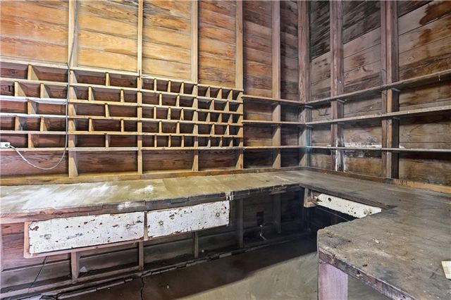 36319 W 215th Street, Edgerton, KS 66021