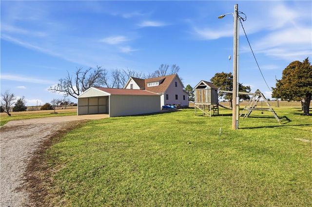 36319 W 215th Street, Edgerton, KS 66021