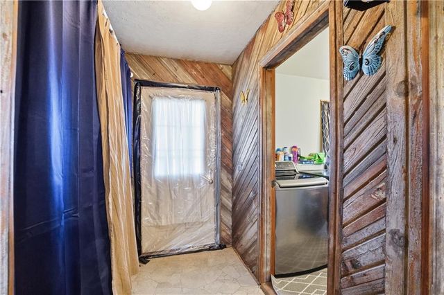 36319 W 215th Street, Edgerton, KS 66021