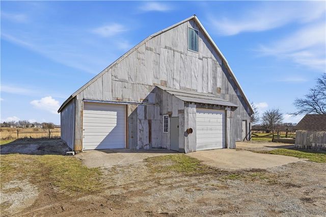 36319 W 215th Street, Edgerton, KS 66021