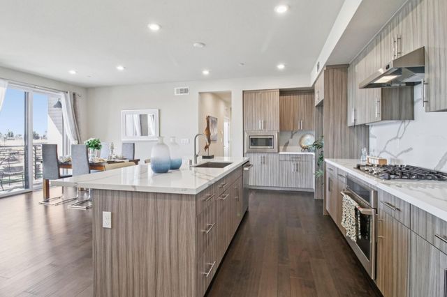 45058 Fremont Boulevard 300, Fremont, CA 94538