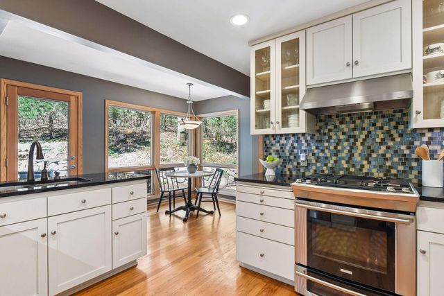 11608 Live Oak Drive, Minnetonka, MN 55305