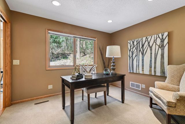 11608 Live Oak Drive, Minnetonka, MN 55305