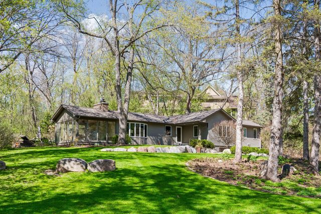 11608 Live Oak Drive, Minnetonka, MN 55305