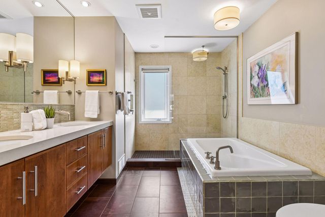 11608 Live Oak Drive, Minnetonka, MN 55305