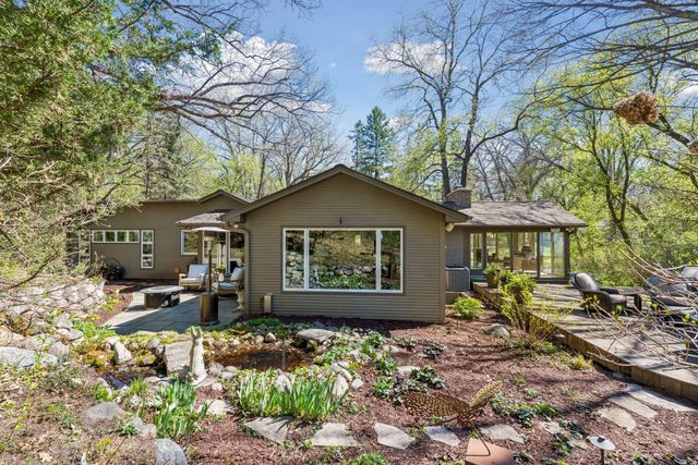 11608 Live Oak Drive, Minnetonka, MN 55305