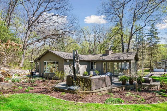11608 Live Oak Drive, Minnetonka, MN 55305