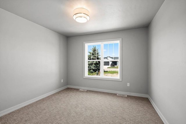 3236 WILLOW ROAD, Green Bay, WI 54311