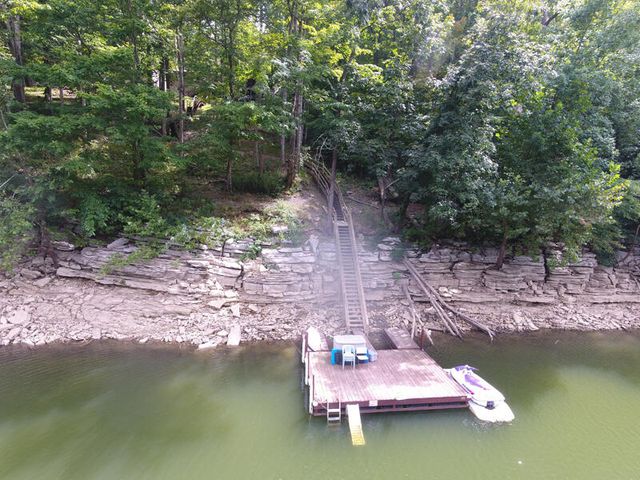 341 Godsey Avenue, Whitley City, KY 42653