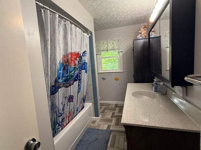 341 Godsey Avenue, Whitley City, KY 42653