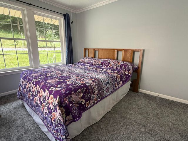 341 Godsey Avenue, Whitley City, KY 42653