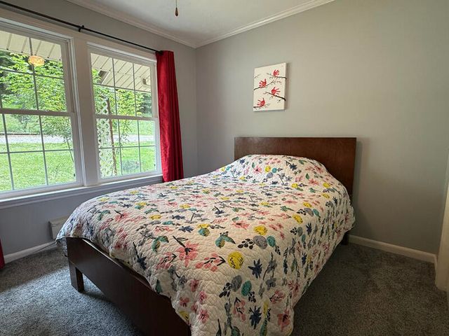 341 Godsey Avenue, Whitley City, KY 42653