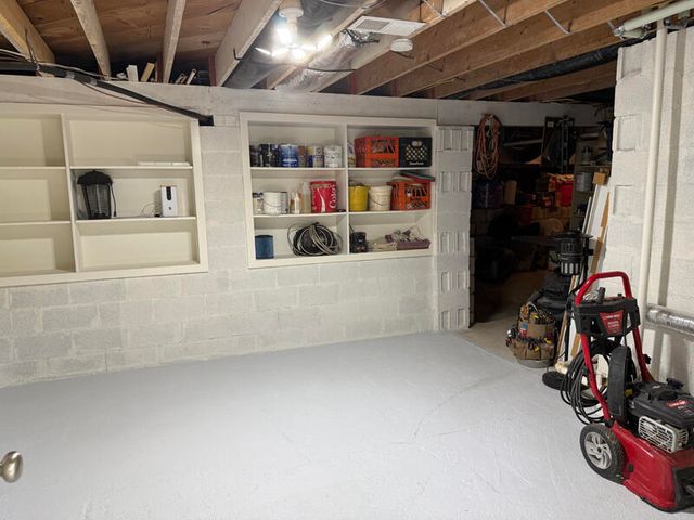 341 Godsey Avenue, Whitley City, KY 42653