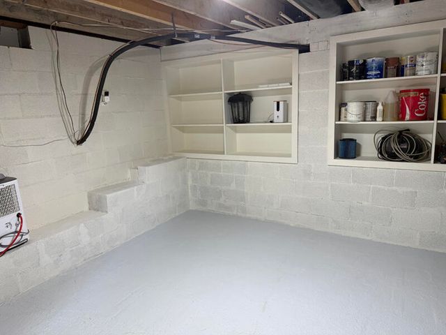 341 Godsey Avenue, Whitley City, KY 42653