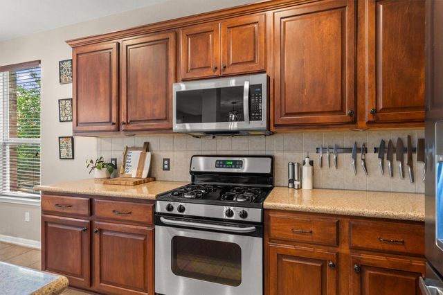 112 Justin Leonard DR, Round Rock, TX 78664