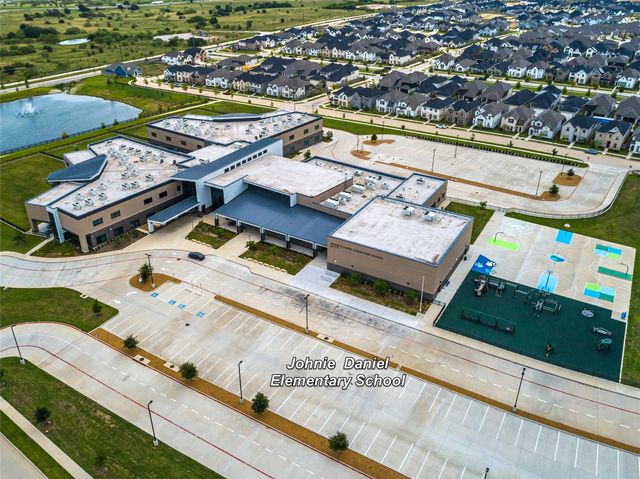 2412 Elm Place, Northlake, TX 76247