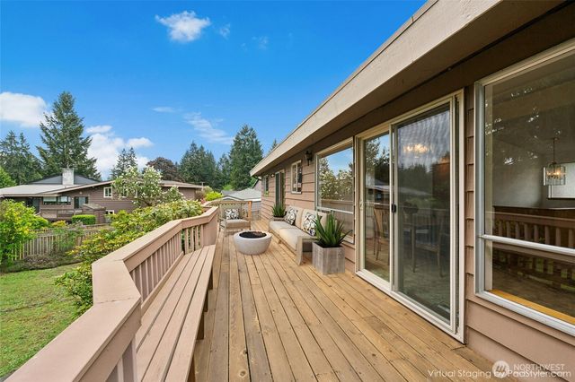 14511 NE 2nd Place, Bellevue, WA 98007