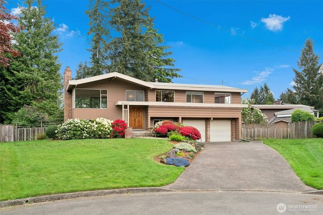 14511 NE 2nd Place, Bellevue, WA 98007