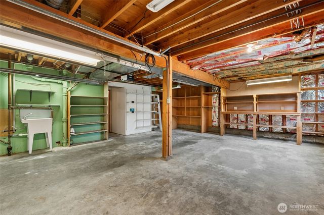 14511 NE 2nd Place, Bellevue, WA 98007