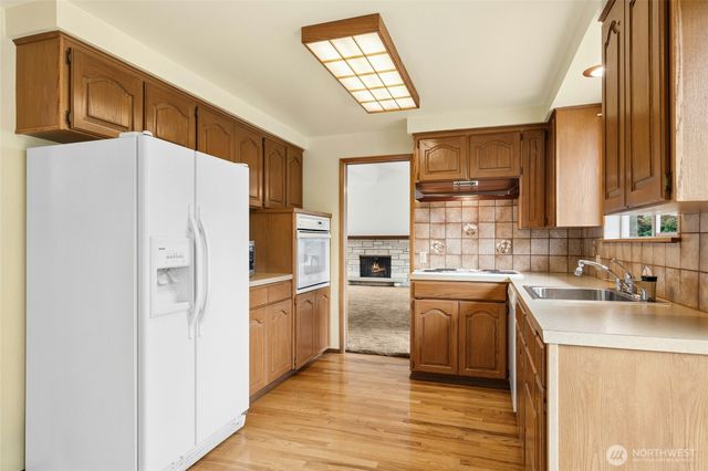 14511 NE 2nd Place, Bellevue, WA 98007