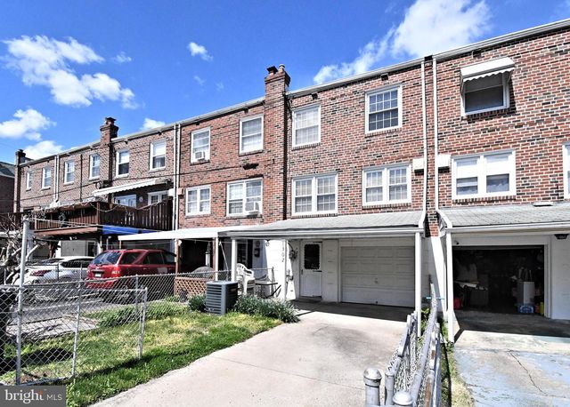 1302 REDWOOD LN, Norristown, PA 19401