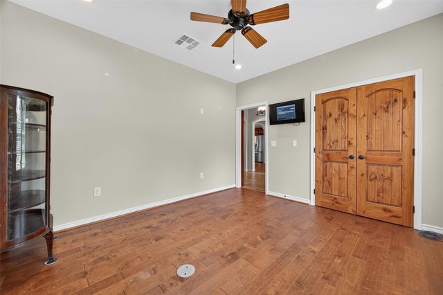 1213 Dyann Drive, Wharton, TX 77488