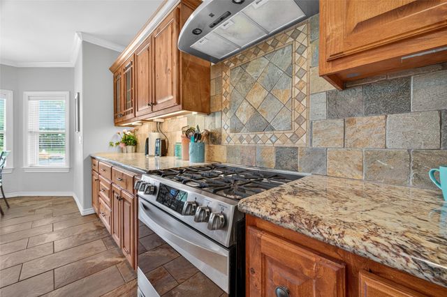 1213 Dyann Drive, Wharton, TX 77488