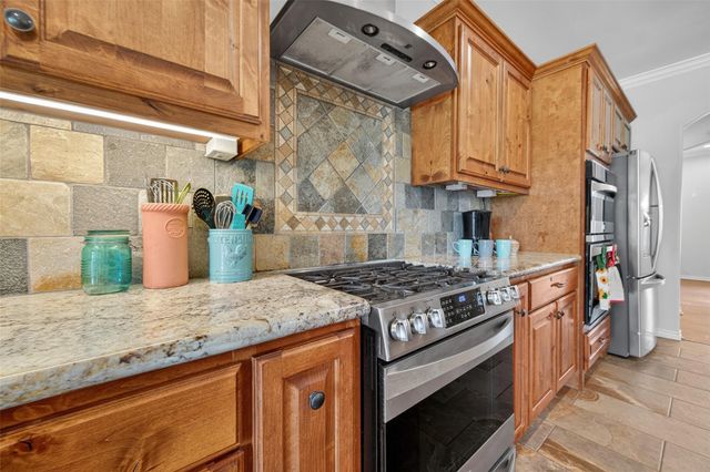 1213 Dyann Drive, Wharton, TX 77488