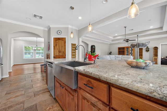 1213 Dyann Drive, Wharton, TX 77488