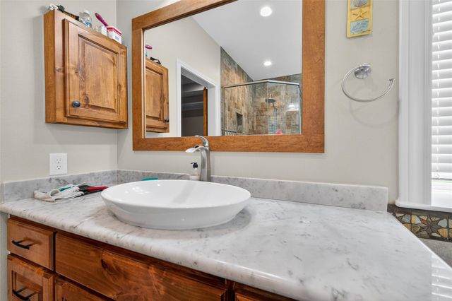 1213 Dyann Drive, Wharton, TX 77488