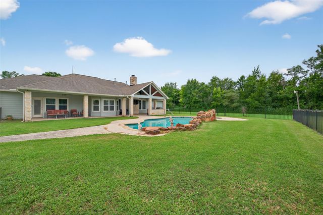1213 Dyann Drive, Wharton, TX 77488