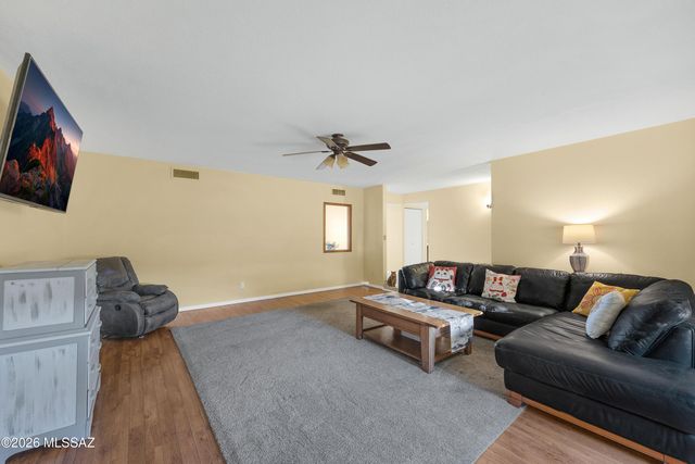 10180 N Rancho Sonora Drive, Tucson, AZ 85737