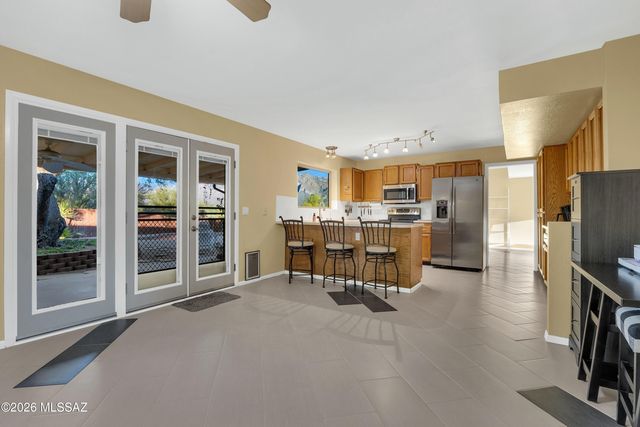 10180 N Rancho Sonora Drive, Tucson, AZ 85737