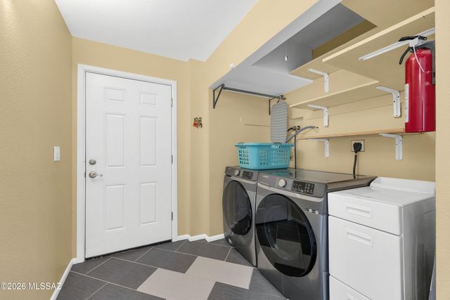 10180 N Rancho Sonora Drive, Tucson, AZ 85737