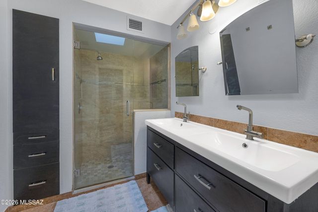 10180 N Rancho Sonora Drive, Tucson, AZ 85737