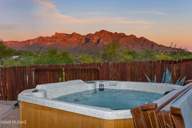 10180 N Rancho Sonora Drive, Tucson, AZ 85737