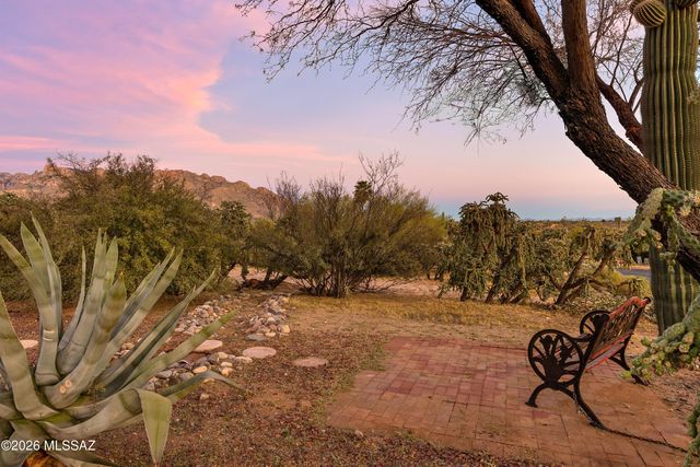 10180 N Rancho Sonora Drive, Tucson, AZ 85737