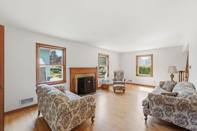 1041 23rd Avenue N, Saint Cloud, MN 56303