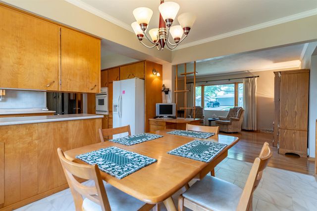635 Alpine Drive, Waterloo, IA 50702