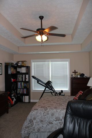 1512 Hattie Ln, Clarksville, TN 37042