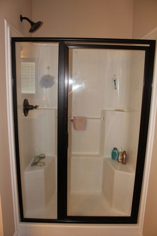 1512 Hattie Ln, Clarksville, TN 37042