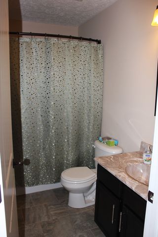 1512 Hattie Ln, Clarksville, TN 37042