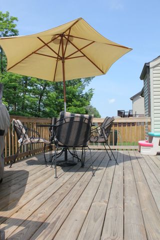 1512 Hattie Ln, Clarksville, TN 37042