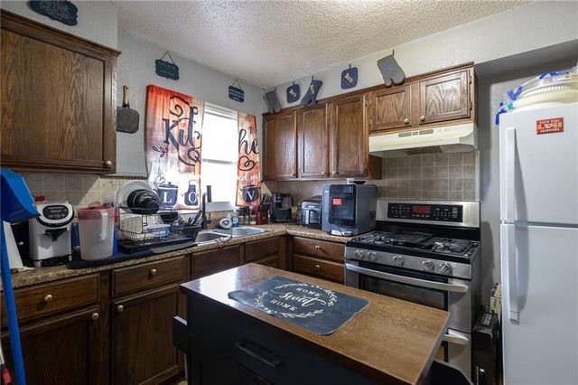 4039 Hardesty Avenue, Kansas City, MO 64130