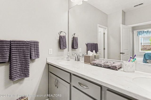 3340 Hamlet Circle, East Lansing, MI 48823