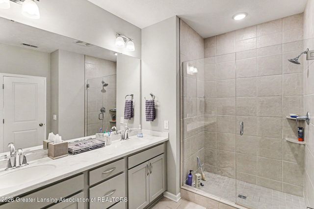 3340 Hamlet Circle, East Lansing, MI 48823