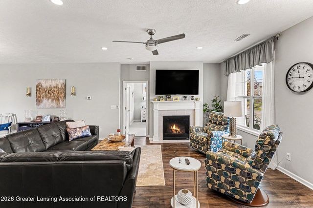 3340 Hamlet Circle, East Lansing, MI 48823